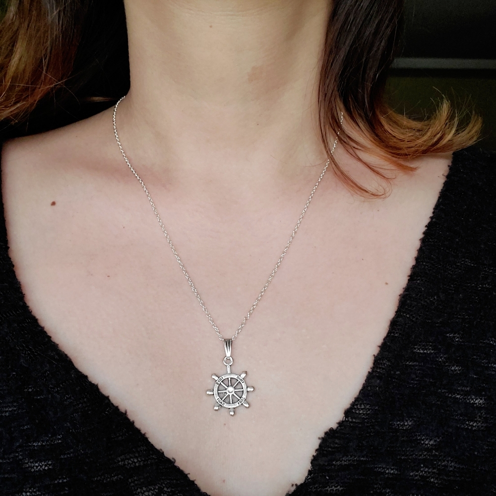 New Silver Ship Wheel Necklace - Picture 11 of 12